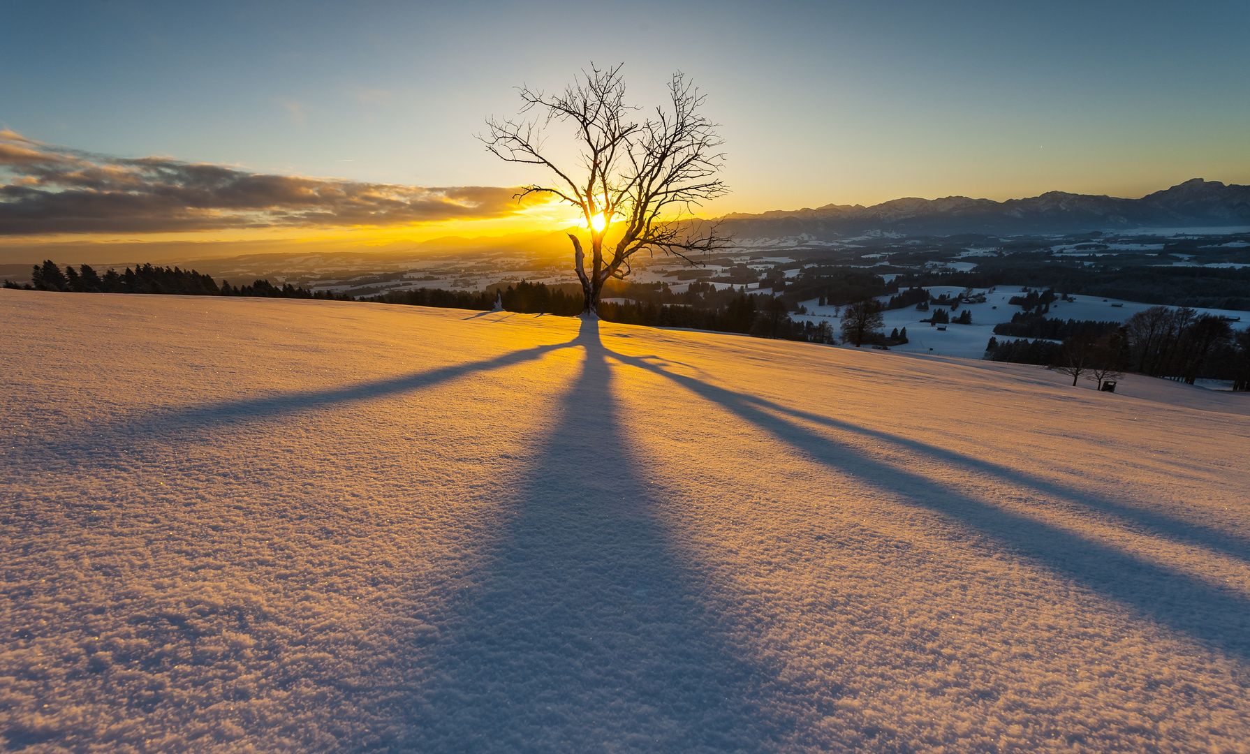 Die ersten Sonnenstrahlen