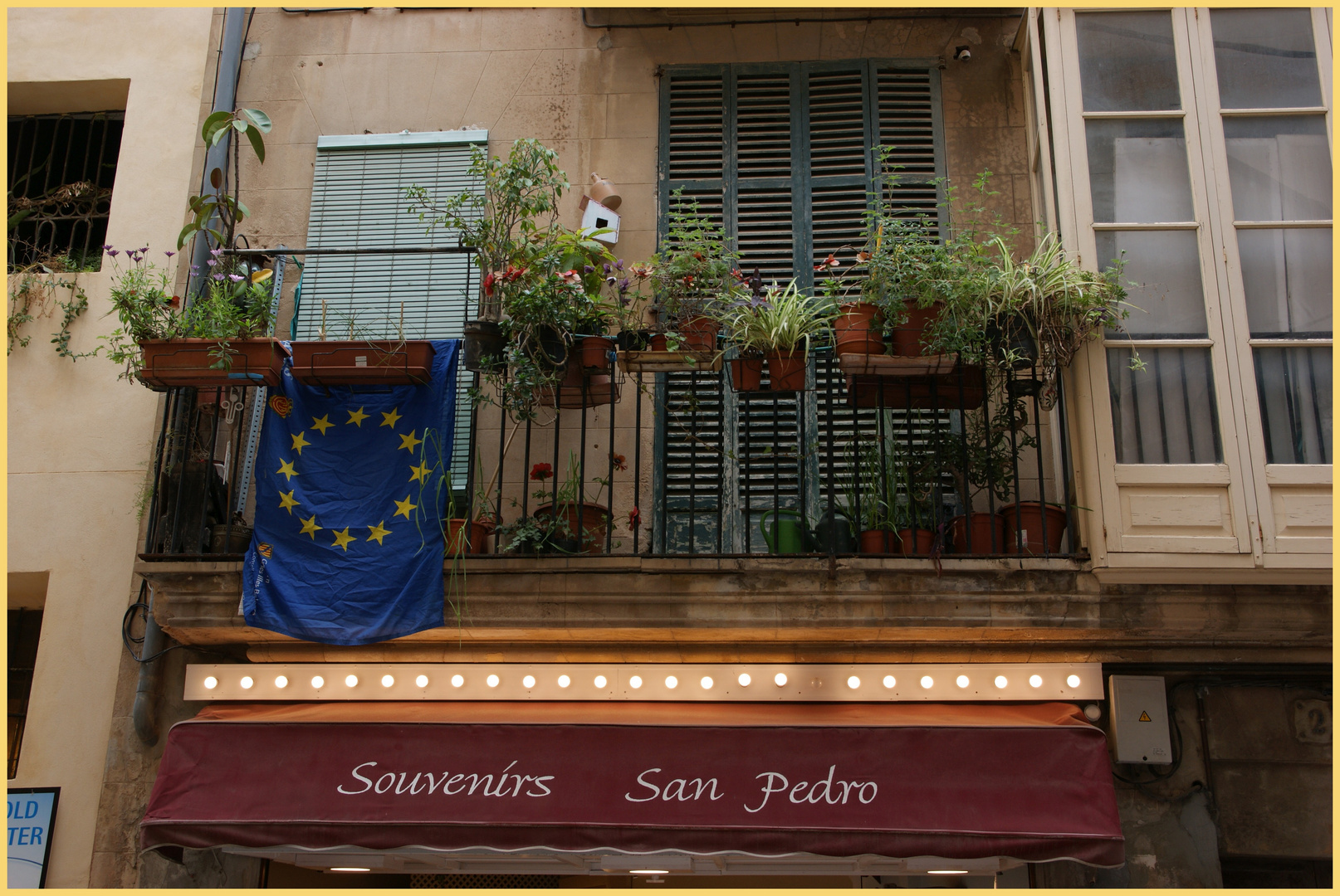 Die EU lebt - auf dem Balkon