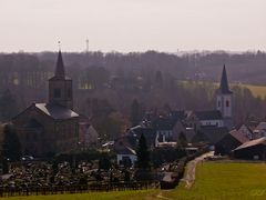 die evangelische Kirche und St. Maximin