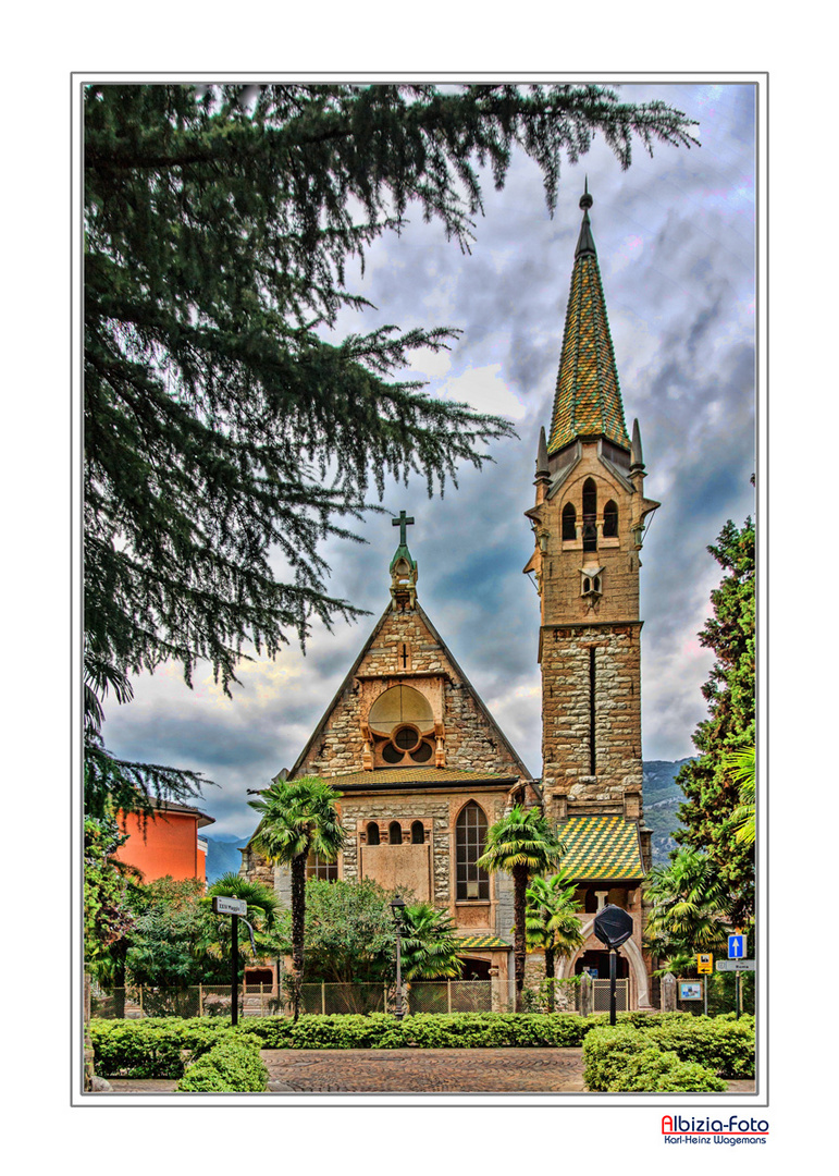 Die evangelische Trinitatis-Kirche in Arco (Gardasee)