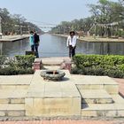 Die ewig brennende Friedensflamme im Friedenspark von Lumbini