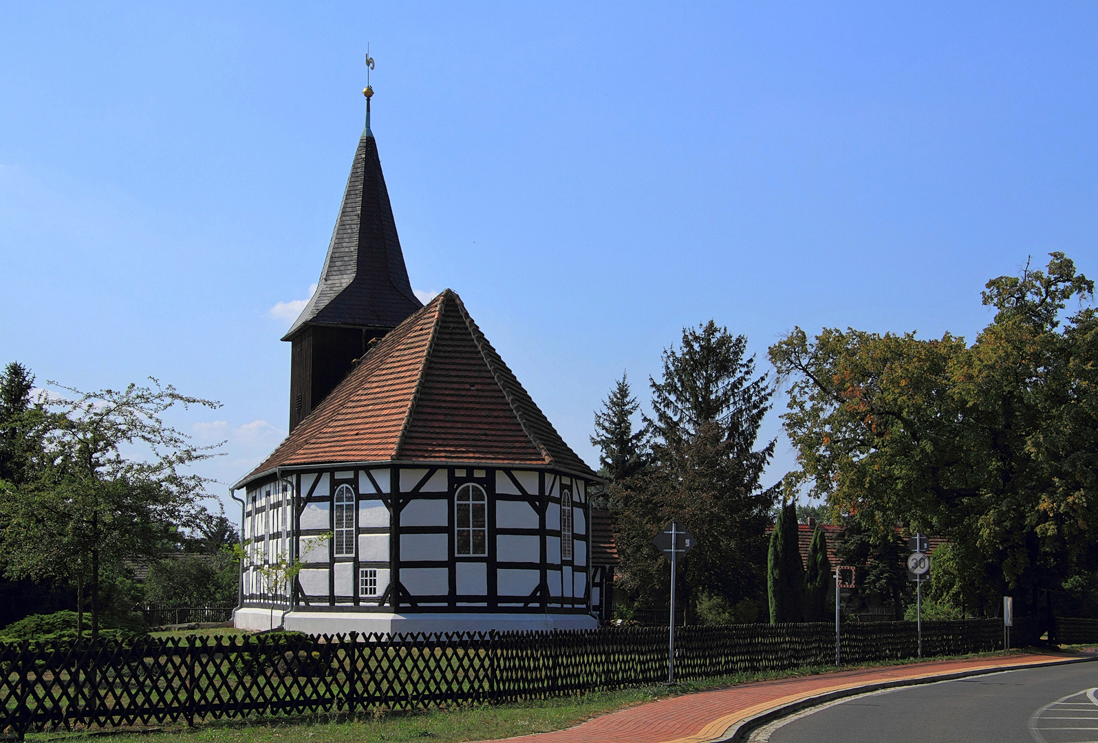 Die Fachwerkkirche Bluno....