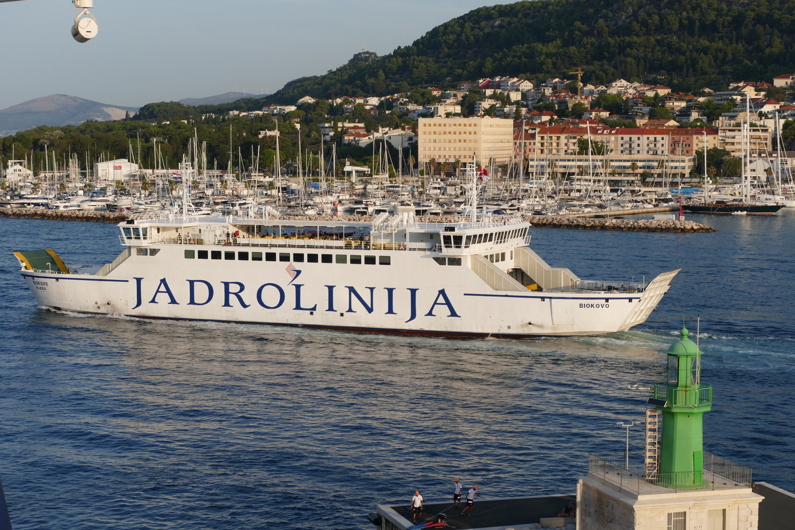 Die Fähre BIOKOVO im Hafen von Split