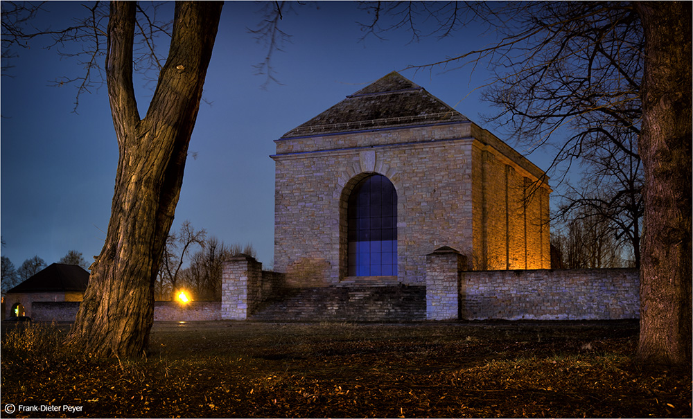 Die Fahnenhalle