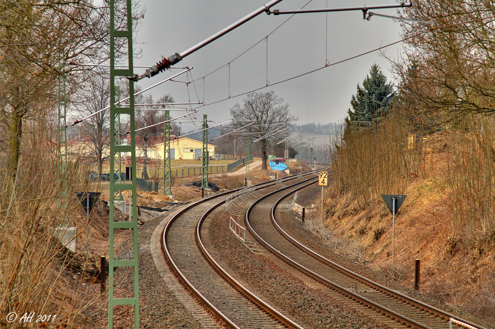 Die Fahrleitung ist dran...!