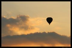 Die Fahrt in den Abendhimmel