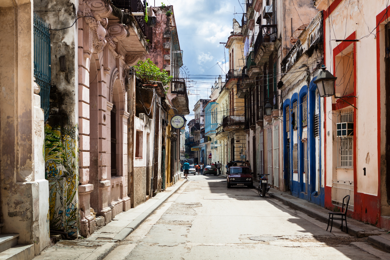 Die farbenfrohe Welt der Kubaner in Havanna