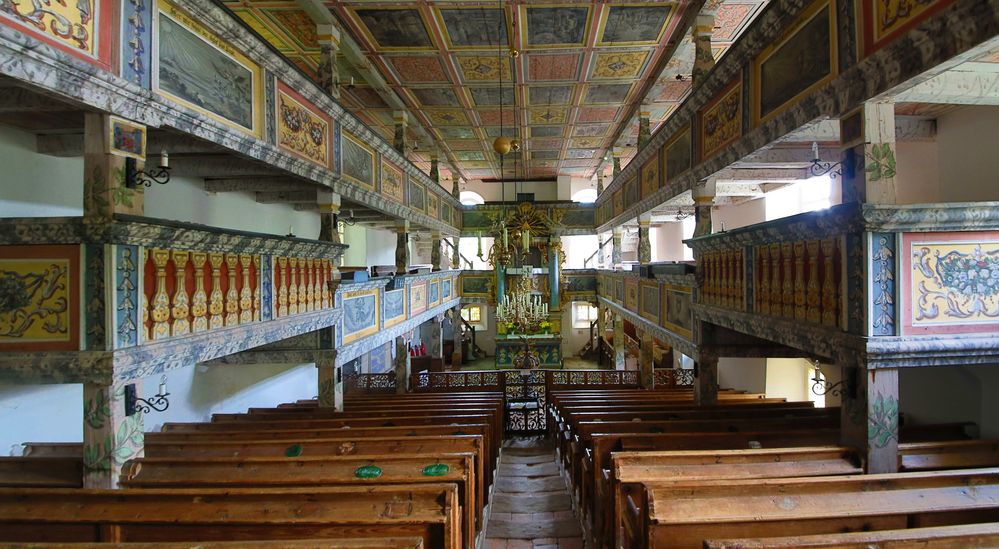 Die Farbenpracht der Oybiner Bergkirche