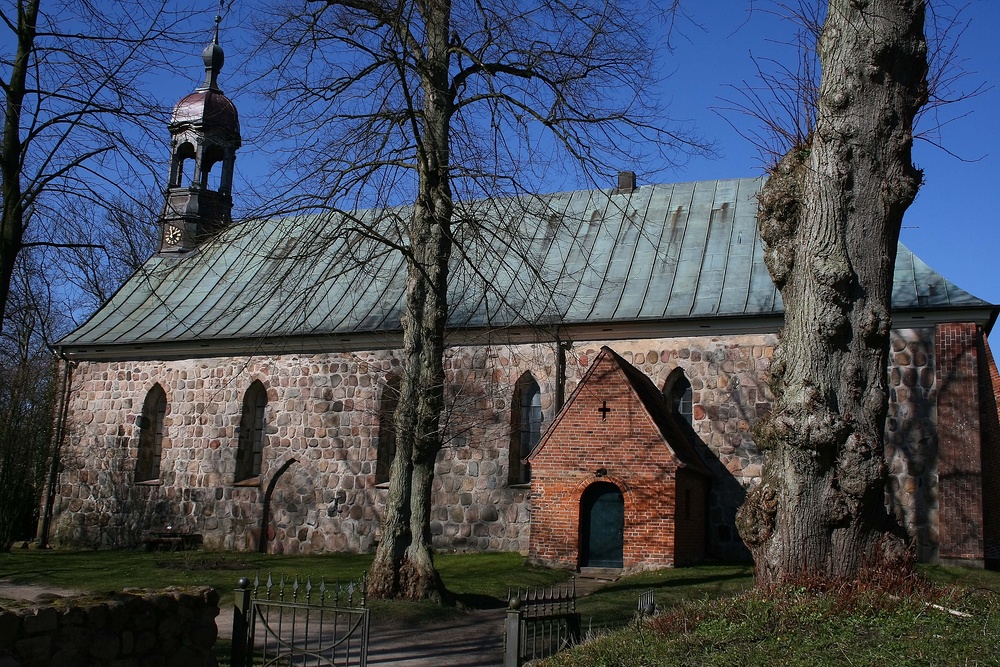 Die Feldsteinkirche in Flemhude