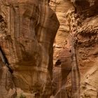 Die Felsenschlucht in Petra, der Siq,