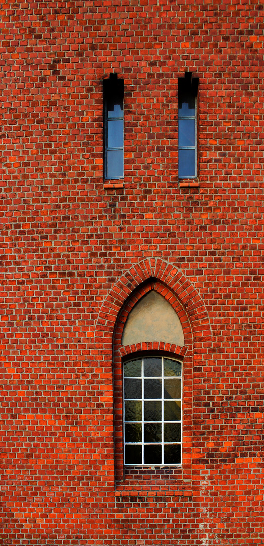 die Fenster des Turmes nach Süden ... 