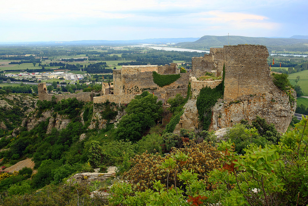 Die Festung von Mornas ( Forteresse de Mornas )