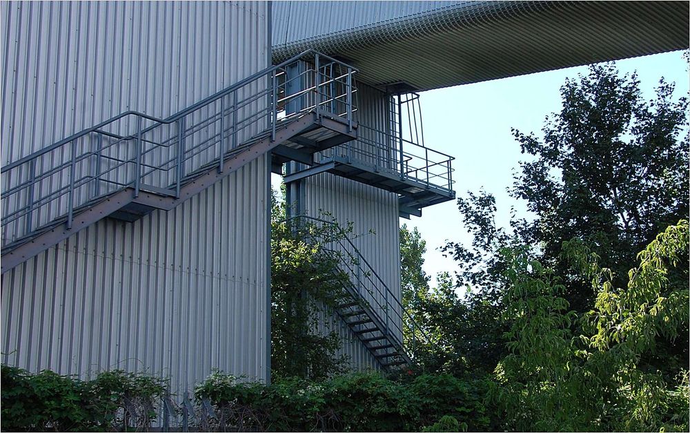 die Feuerleiter Foto & Bild berlin, feuerleiter, kraftwerk reuter