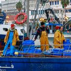 Die Fischer kehren mit ihrem Fang in den Hafen zurück