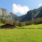 Die Fischunkelalm am Obersee mit Blick auf den Röthbachfall