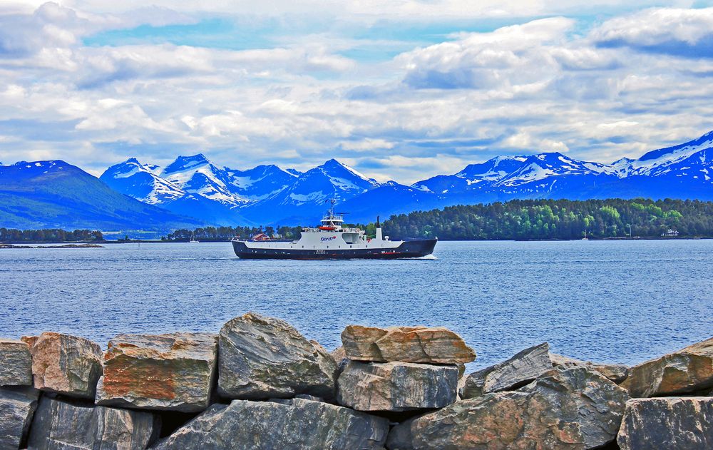 Die Fjord1 vor Molde