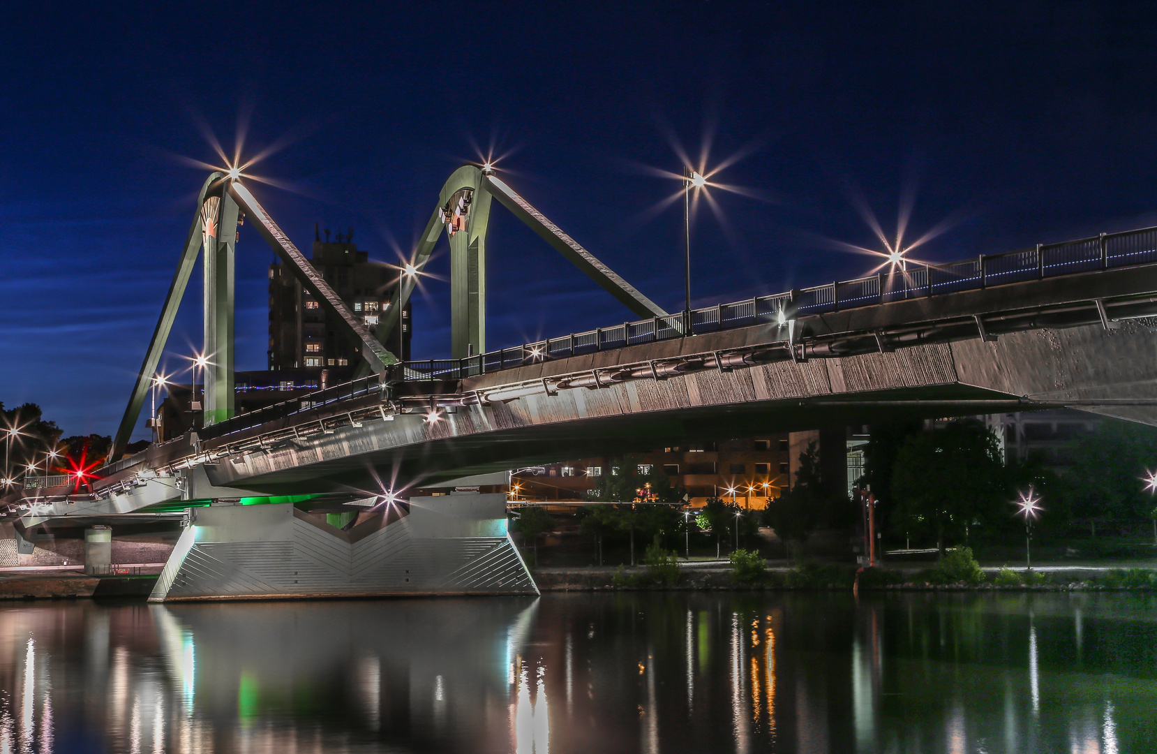 Die Flößerbrücke .....