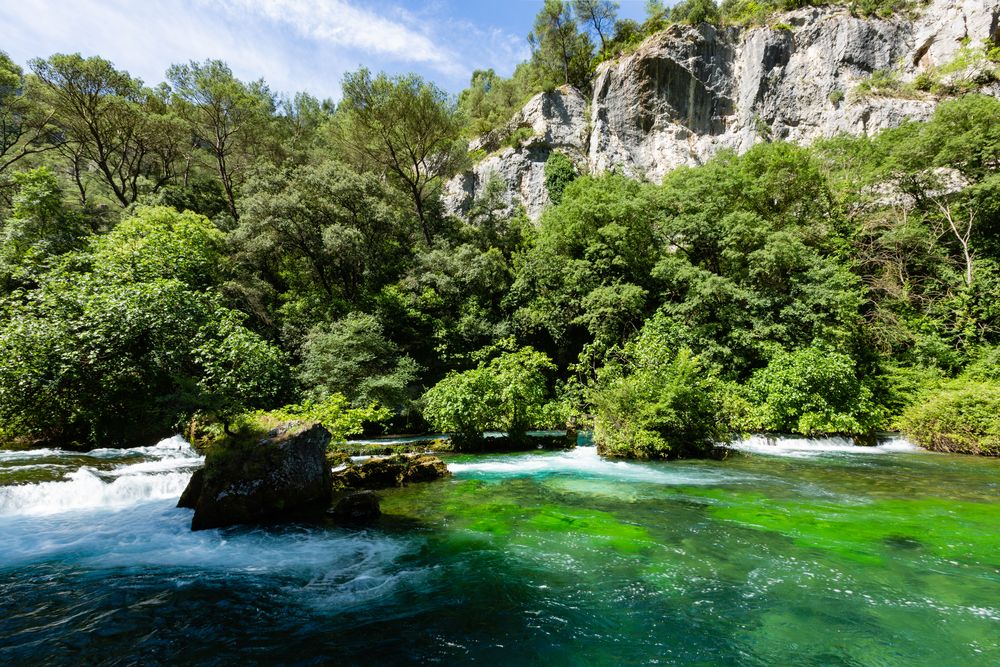 Die Fontaine de Vaucluse (Kalender 2019, Februar)