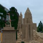 Die Frankfurter Skyline aus Sand (1-2)