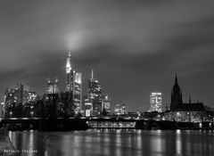 Die Frankfurter Skyline mal in S/W