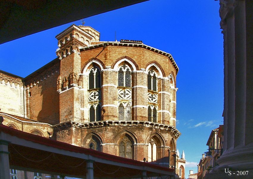 Die Frari Basilika