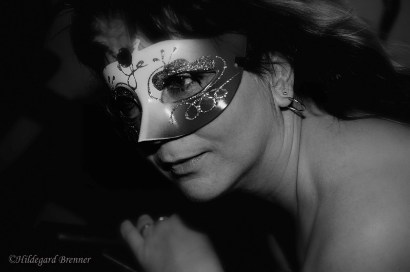 Frau Mit Maske Frau Mit Maske