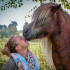 Die Frau und das Pony