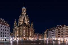 Die Frauenkirche unter dem Sternenhimmel