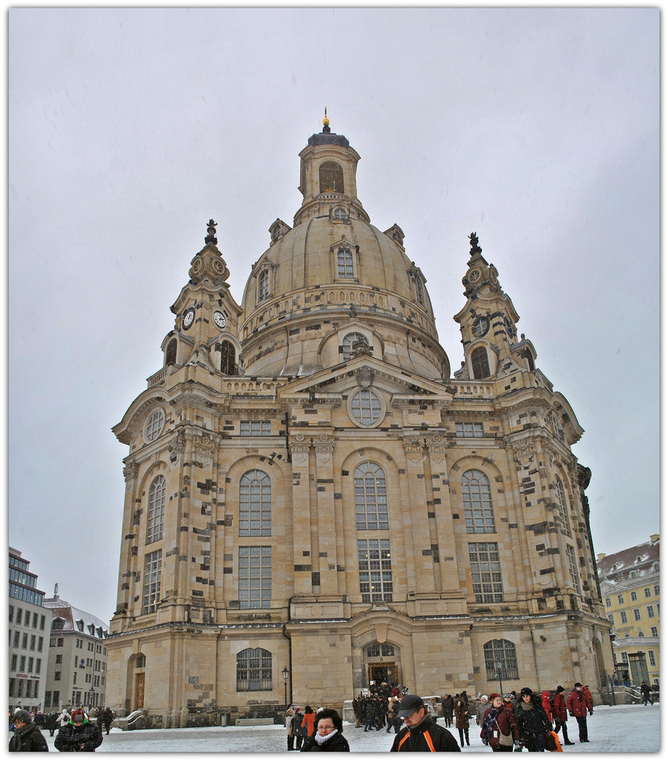 Die Frauenkirche von der anderen Seite