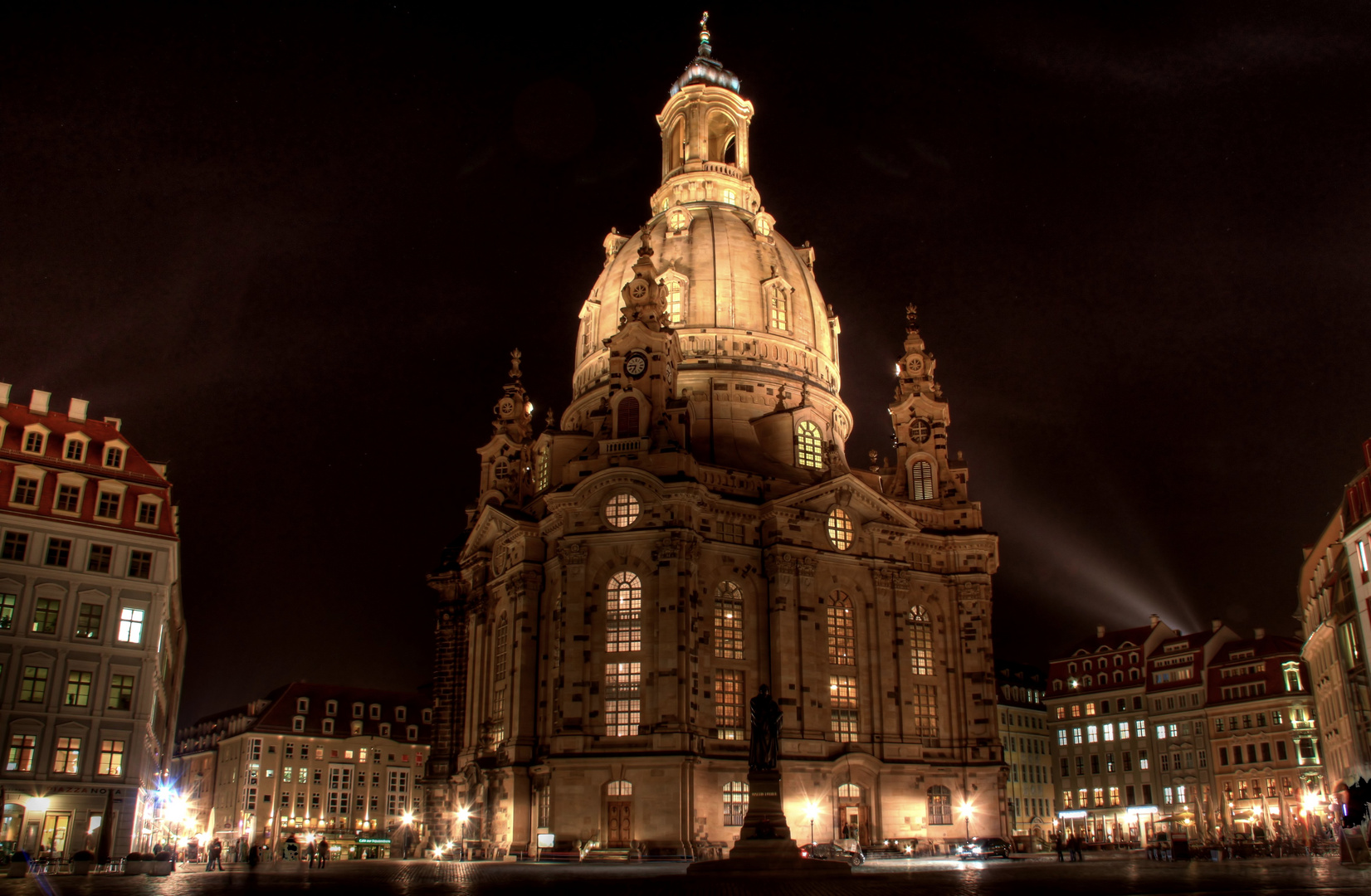 Die Frauenkirche zu Dresden