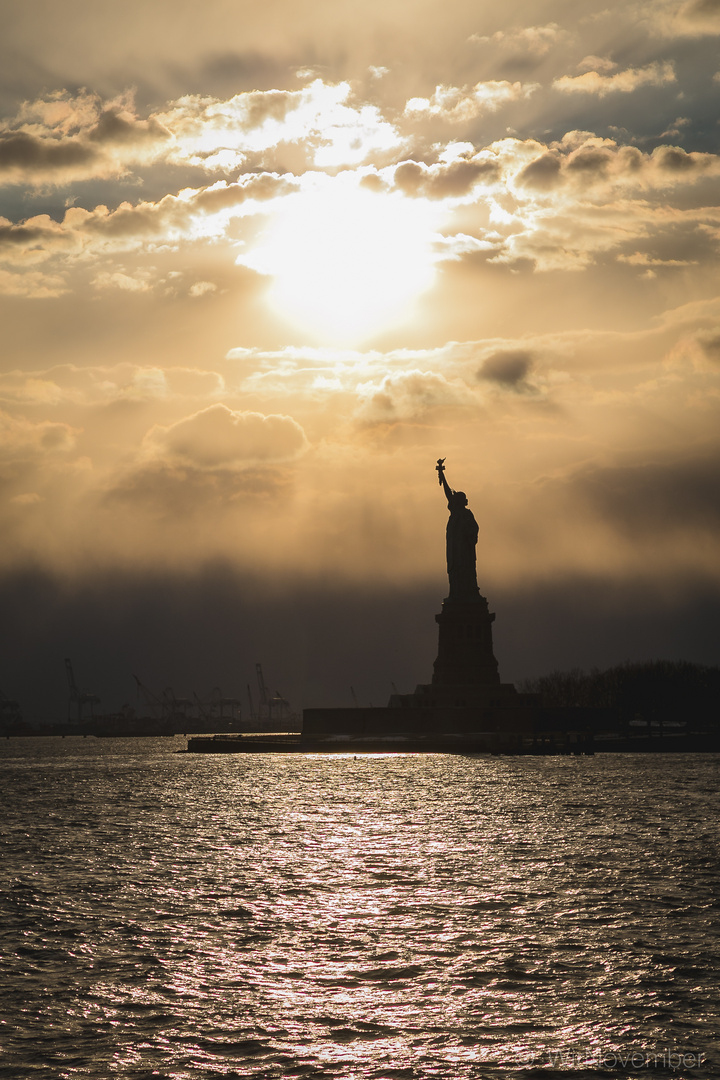 Die Freiheitsstatue - Statue of Liberty