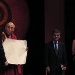 Die Friedensbotschaft des XIV. Dalai Lama  in der Münchner Olympiahalle