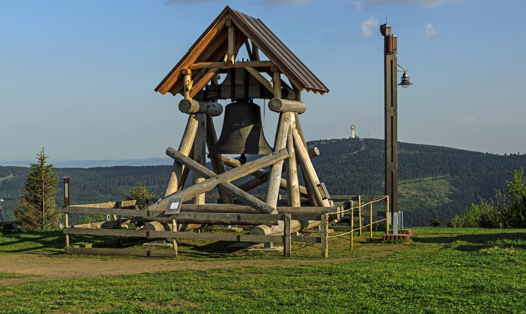 Die Friedensglocke auf dem Fichtelberg