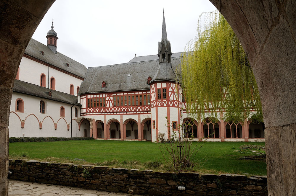 Die Führung im Kloster Eberbach geht weiter...