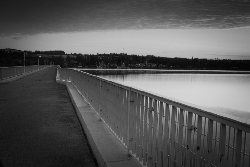 Die Fußgängerbrücke bei Körbecke...