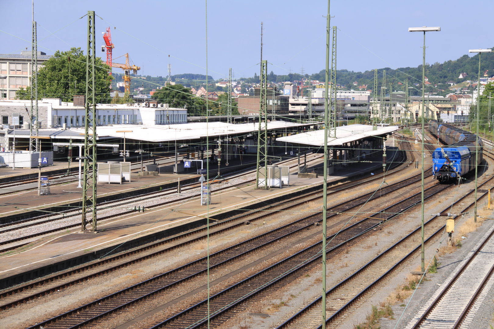 Die gähnende Leere (Hbf. Pforzheim 18. 07.2010)