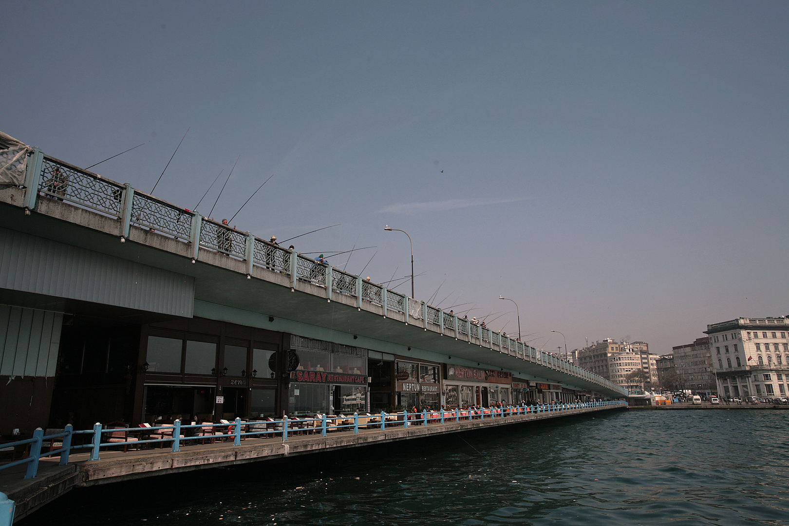 Die Galata-Brücke in Istanbul