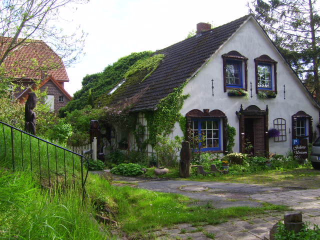 Die Galerie-Haus aus den Jahre 1808 in der Glockengasse in 26434 Wangerland-Tettens