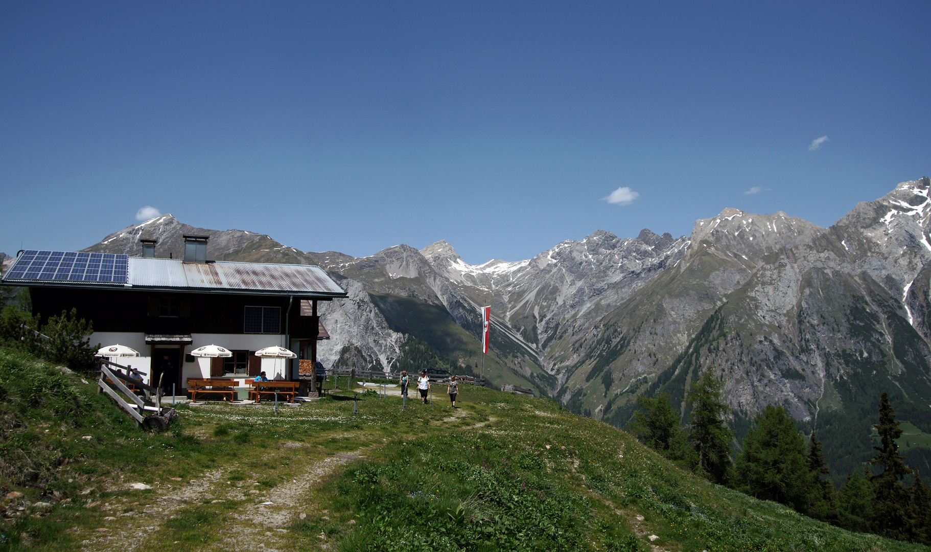 die Ganatsch-Alm auf ca 1830m