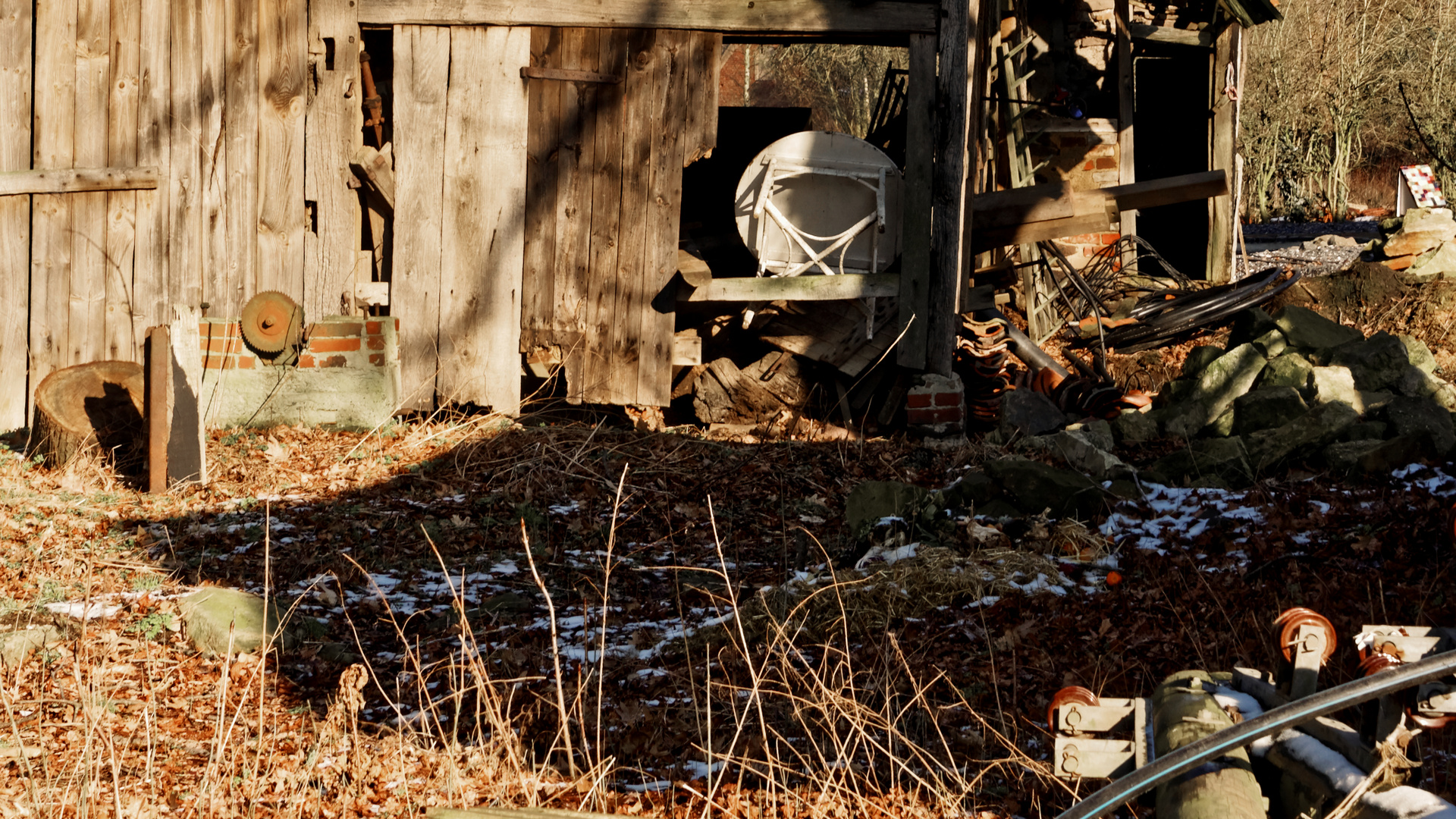 Die Gartenmöbel können jetzt nach draußen Foto & Bild | architektur