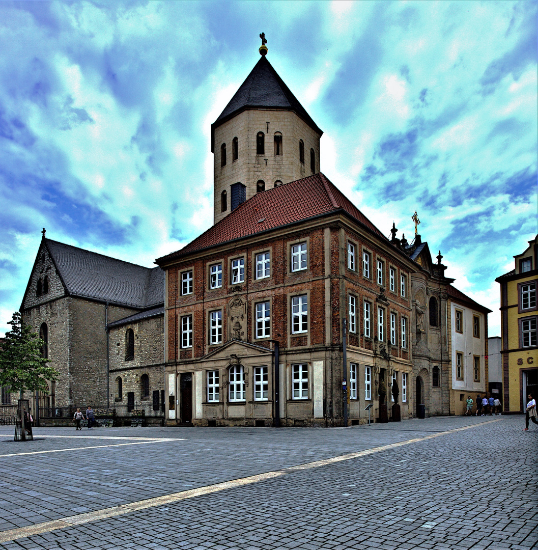 Die Gaukirche in Paderbornl