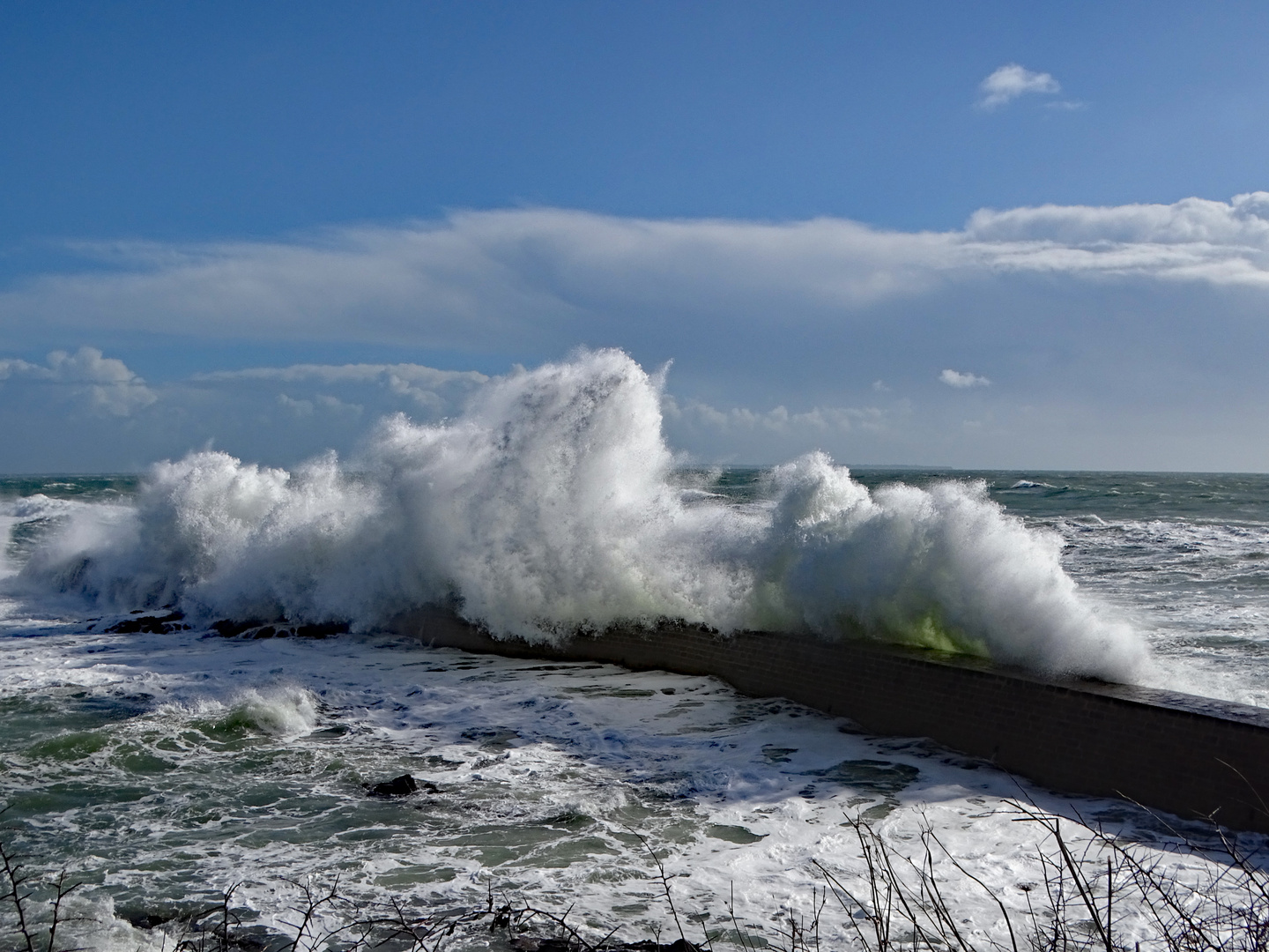 Die geballte Kraft des Meeres und Windes