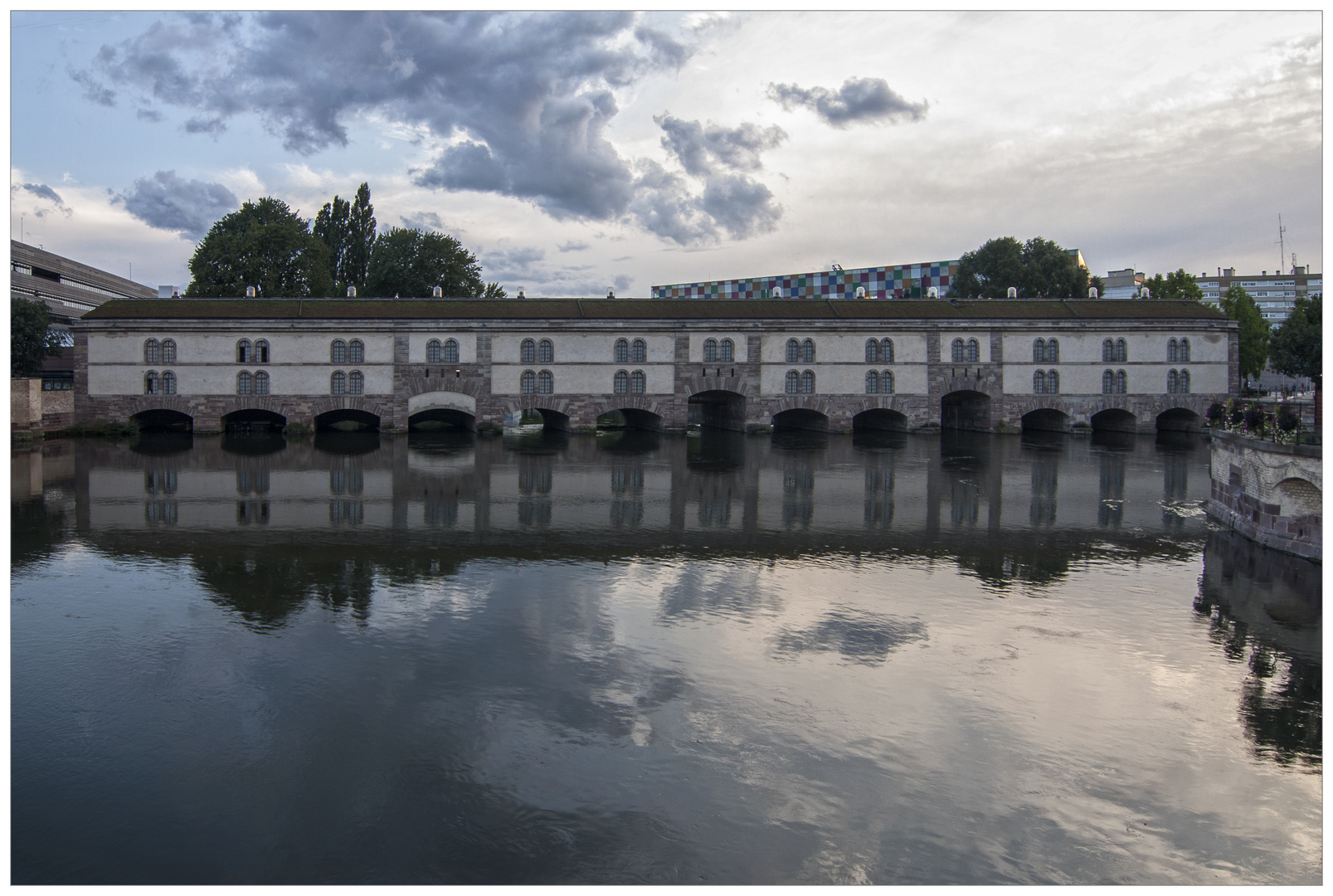 Die gedeckte Brücke bei Tag