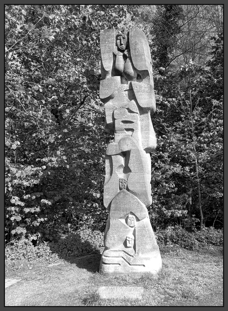 die Gedenksäule