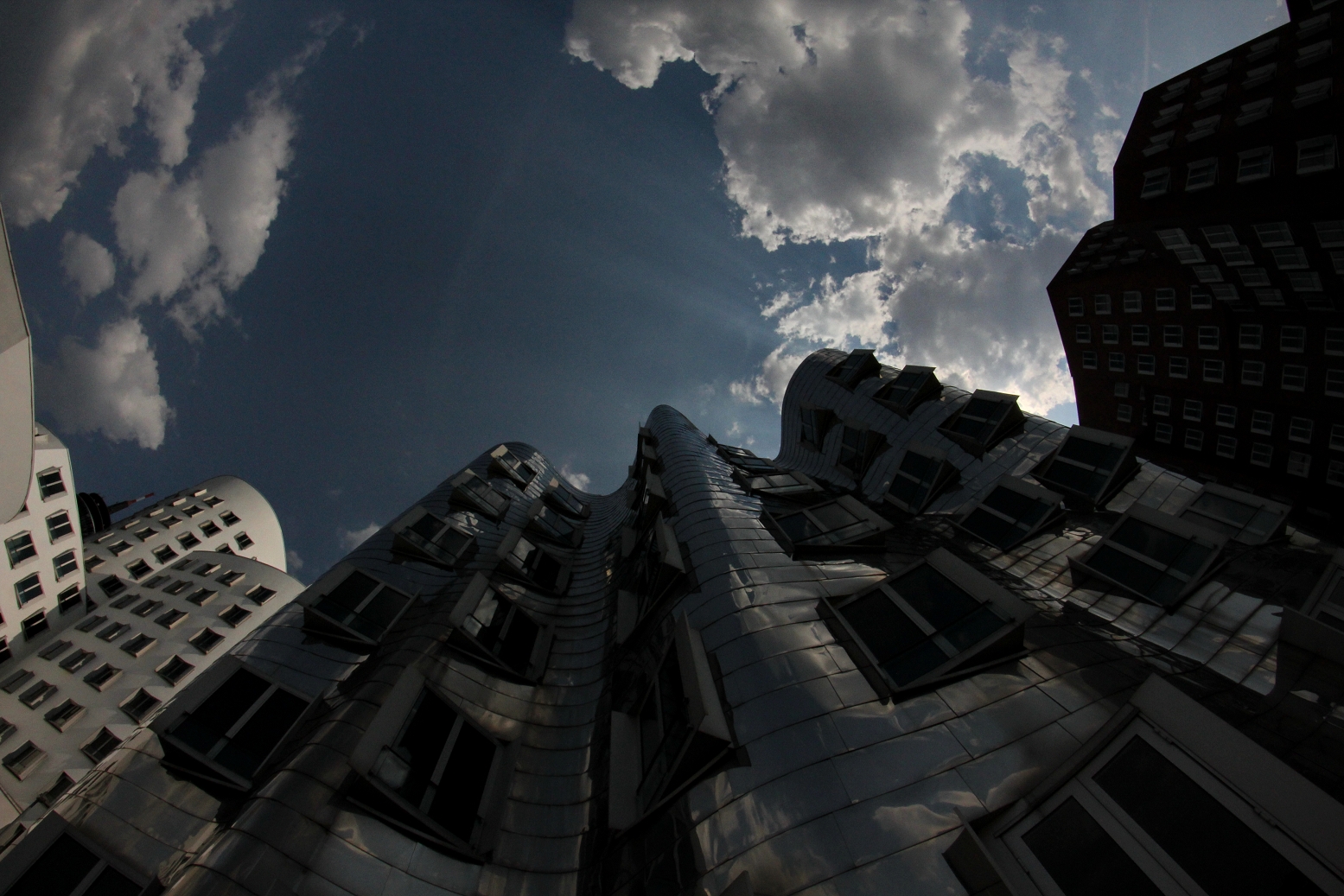 Die Gehry-Häuser im Medienhafen