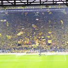 Die gelbe Wand...