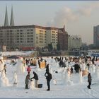 Die „geretteten“ Schneemänner und –frauen“ 3 am Schoßplatz, Berlin-Mitte