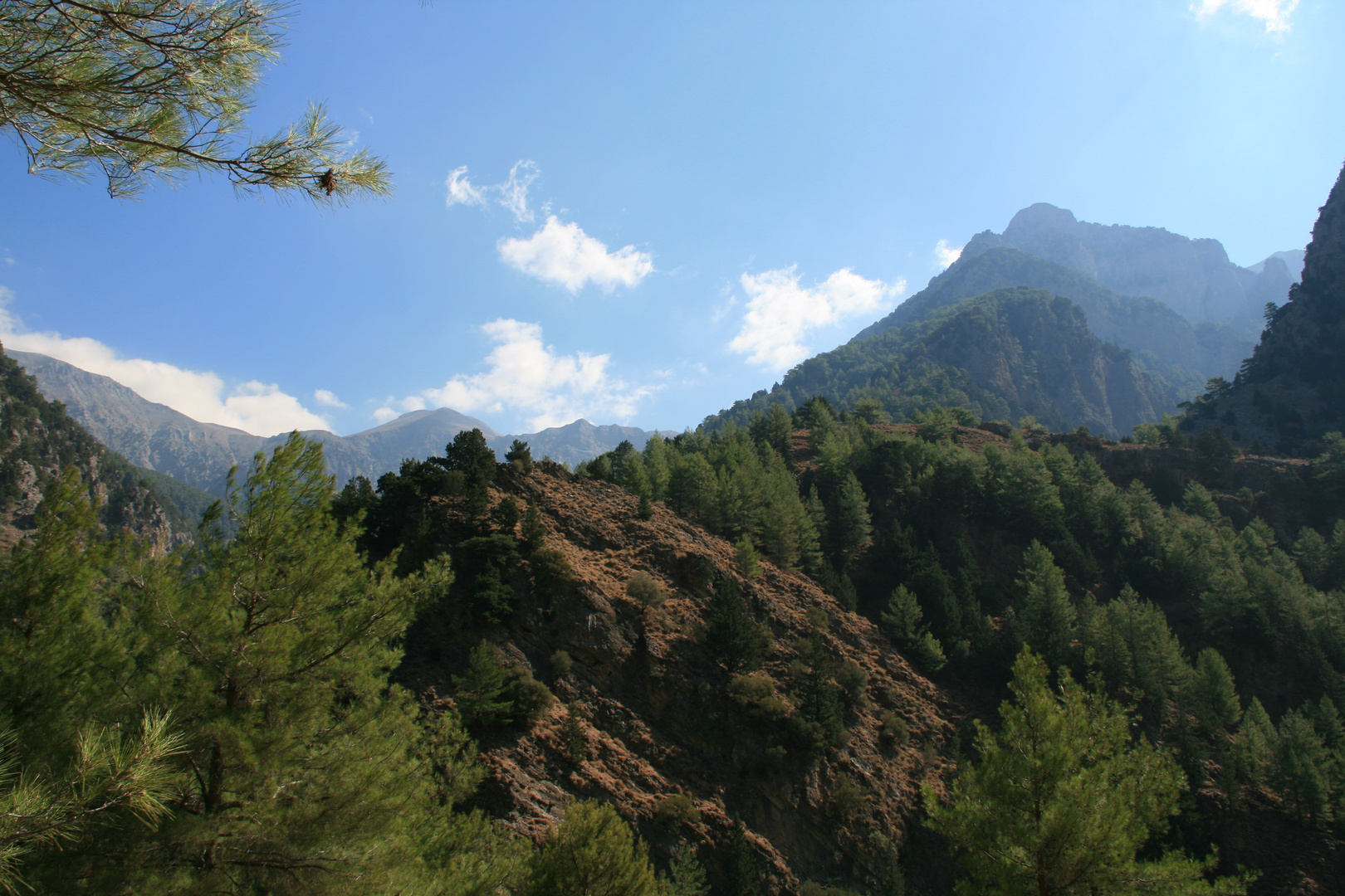 Die Gipfel über der Samaria Schlucht.