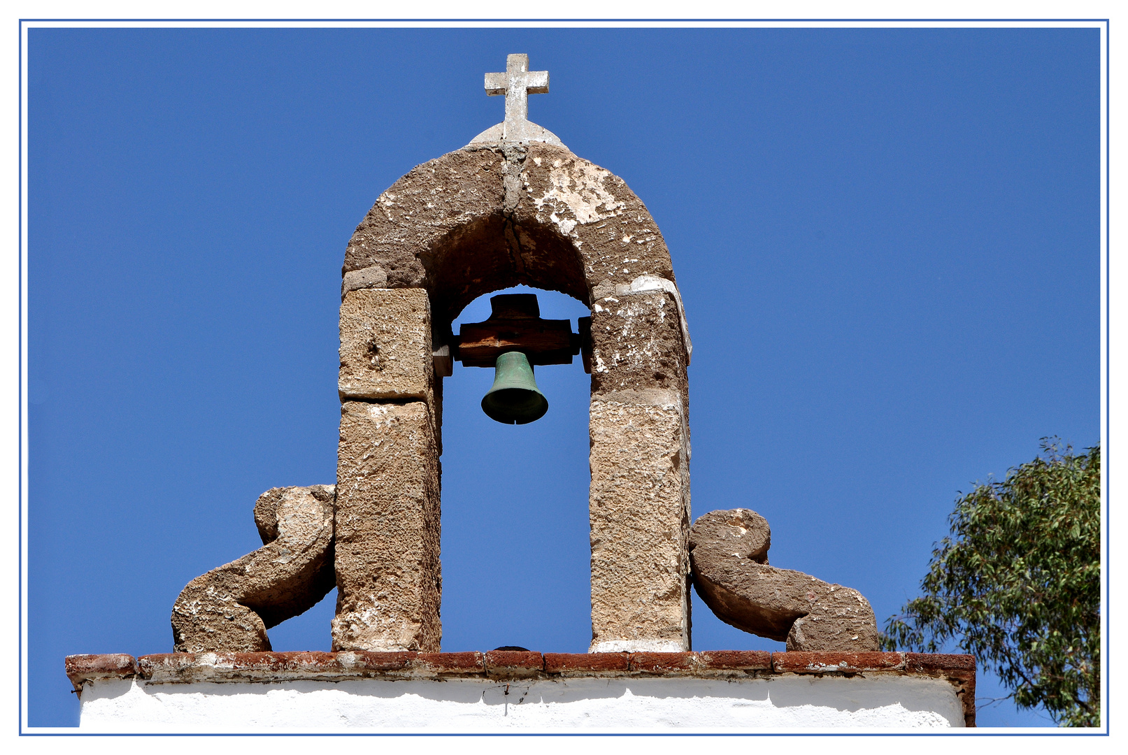 Die Glocke Foto & Bild | architektur, sakralbauten, kapellen
