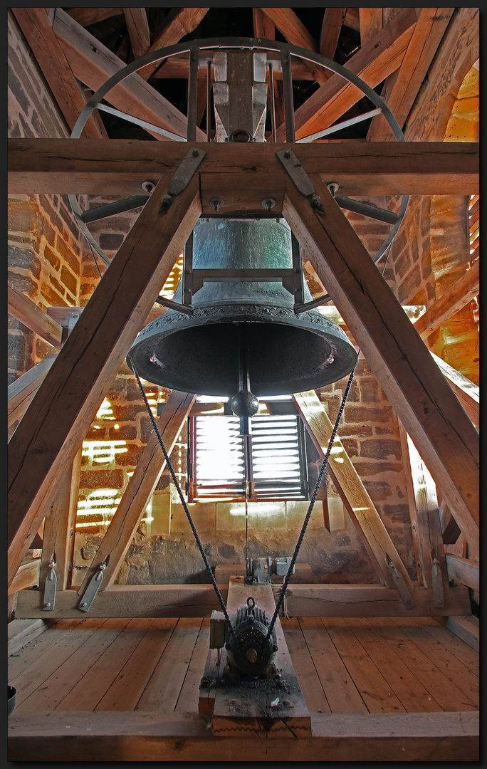 ...Die Glocke von St. Nicolai...